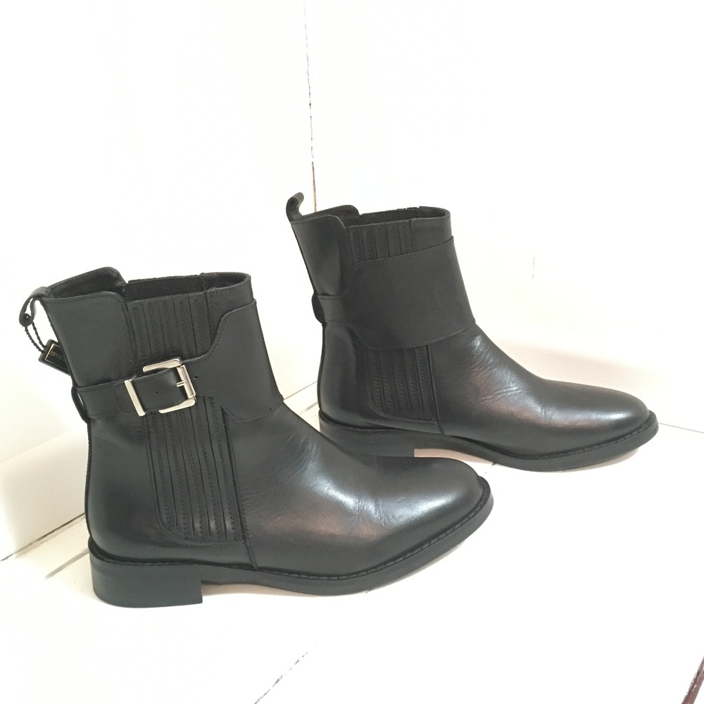 Stelle Monelle Chelsea Boots with Buckle